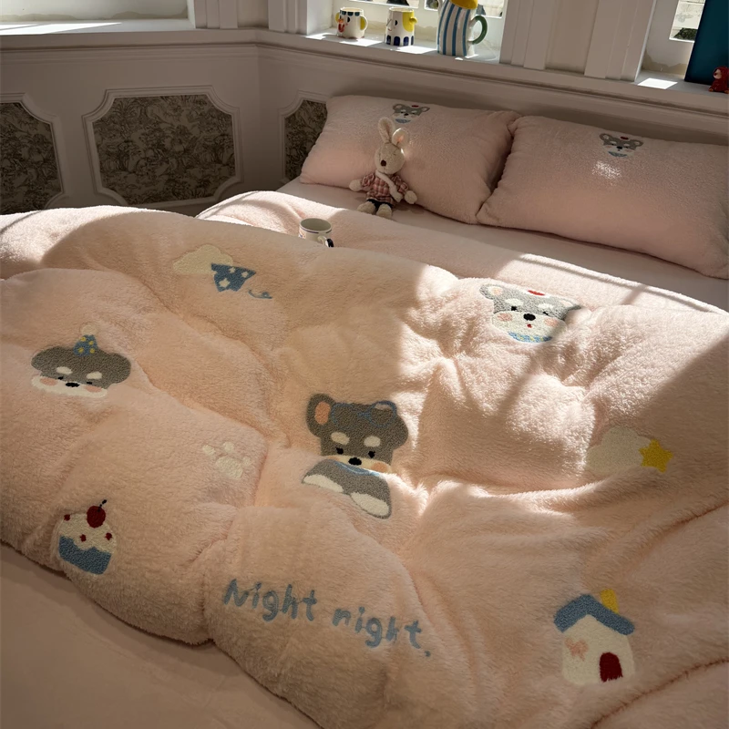 易安阁ins奶油粉泰迪绒毛巾绣卡通雪纳瑞四件套1.5m1.8米牛奶绒