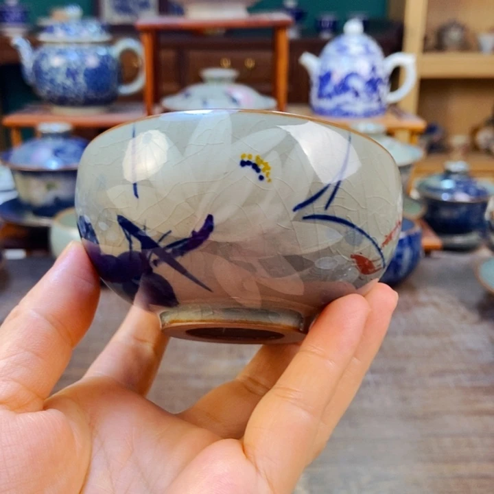 瓷片手工制作工艺精湛等