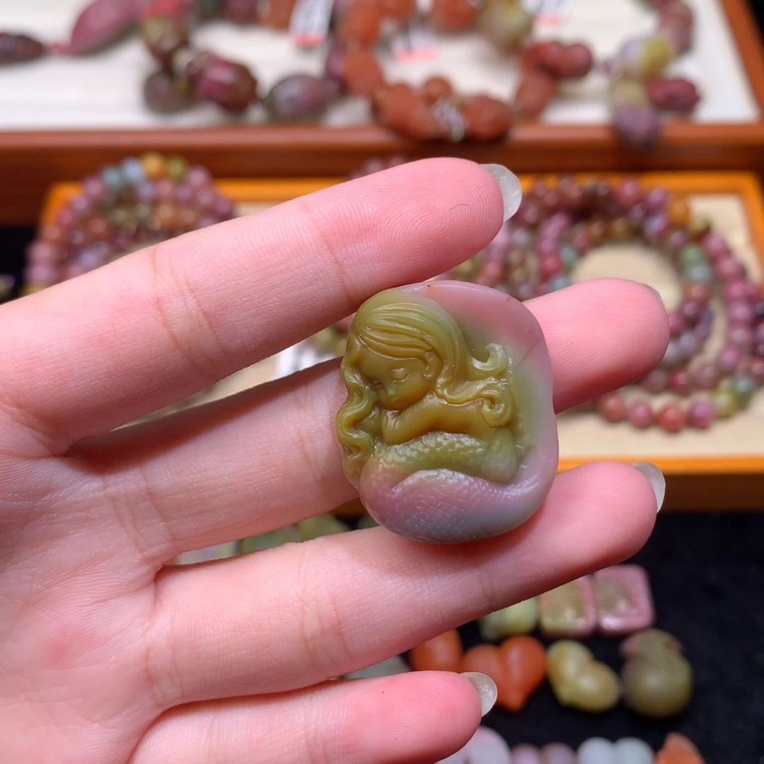 未镶嵌颈饰玛瑙/玉髓
