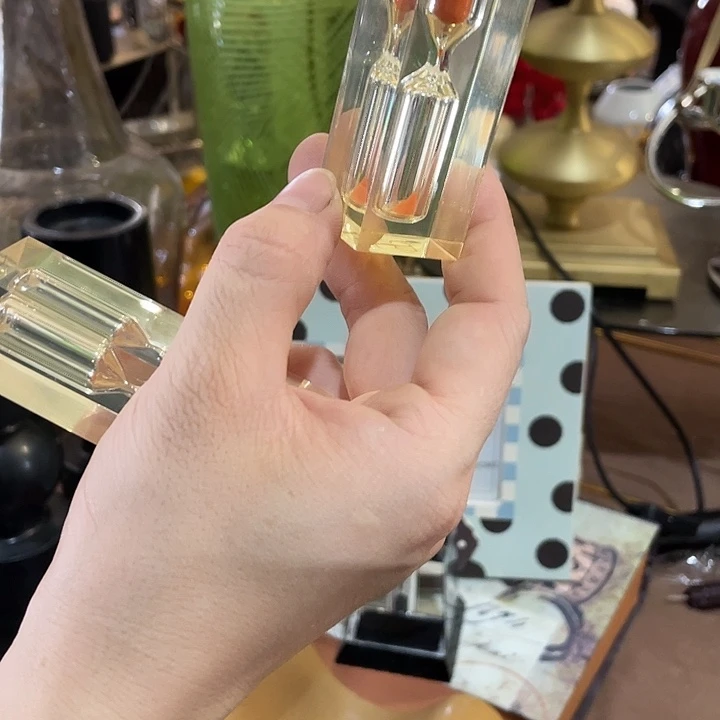 陶瓷花瓶部分（微瑕）