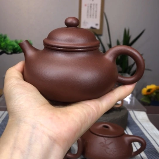 用***2茶壶紫砂底槽清容天240cc