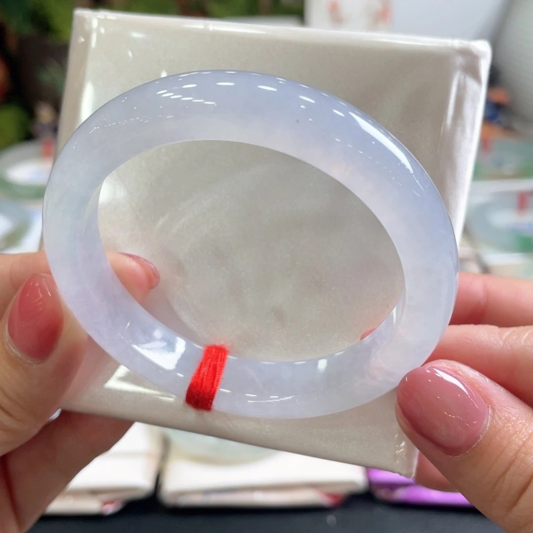 翡翠未镶嵌手镯53圈 冰粉白起光完美 小怡强推