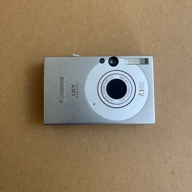 9新 Canon/佳能 ixus70 700w像素 三倍光学变焦