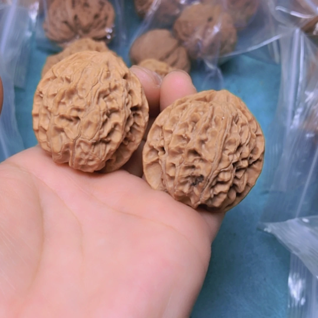 【闪购商品】把件核桃36苹果原装磕尖