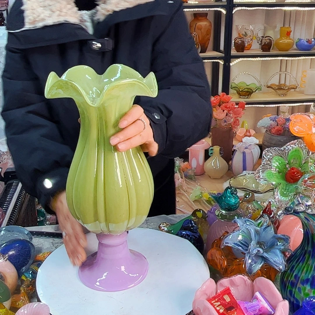 家悦琉璃花瓶摆件不完美