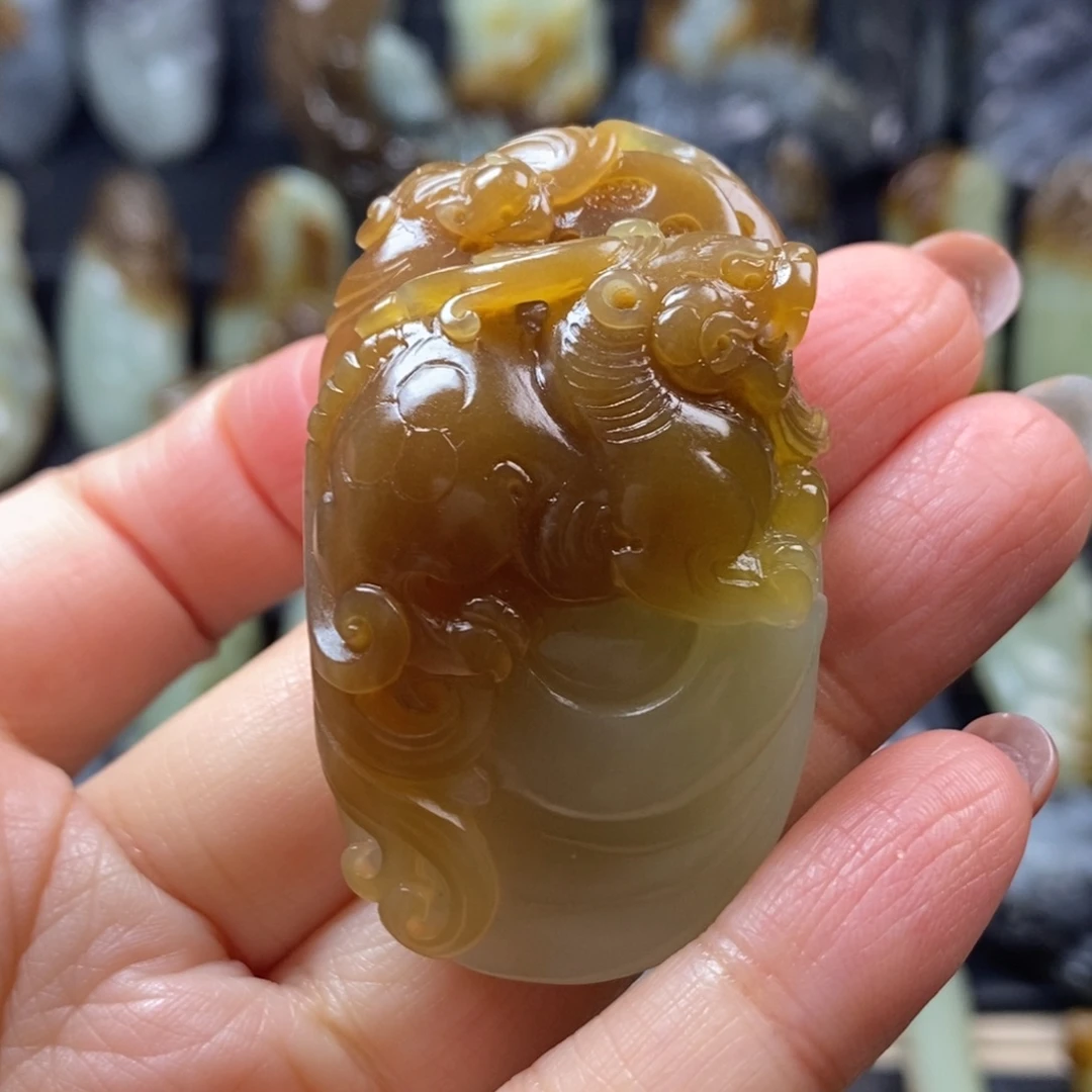 和田玉未镶嵌挂件