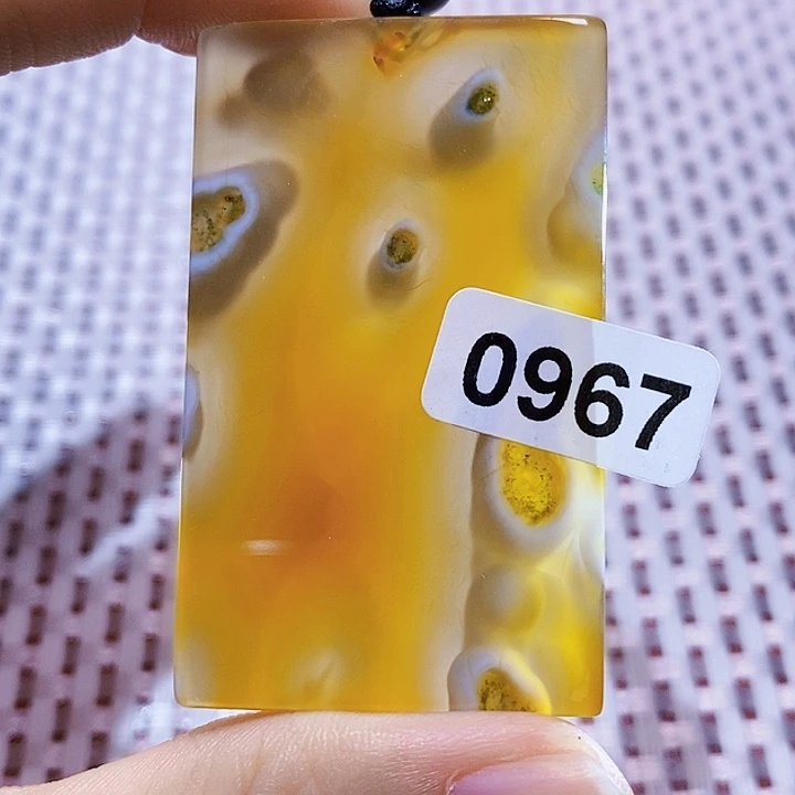 玛瑙/玉髓颈饰未镶嵌悠****人