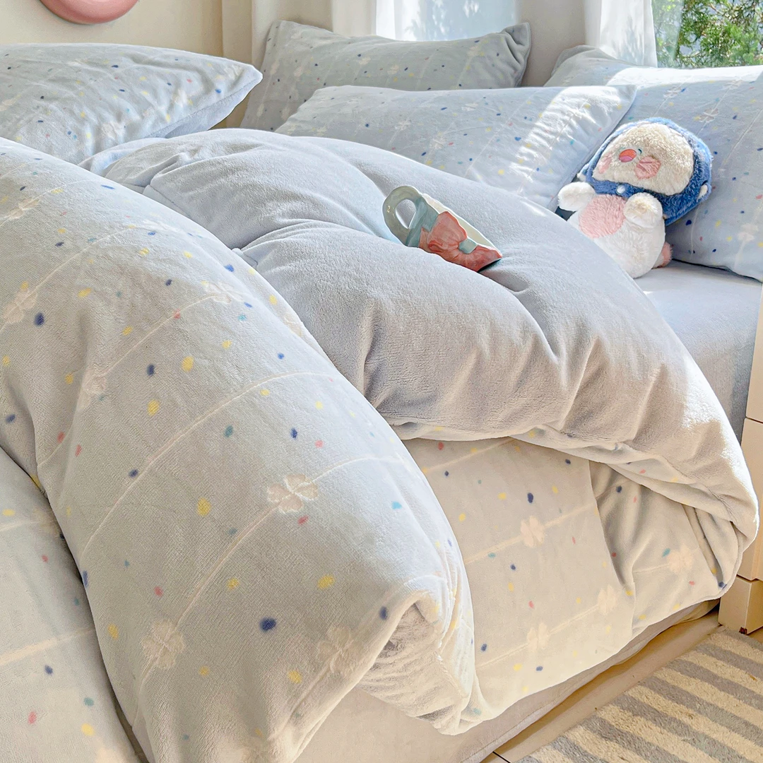 ins清新雕花牛奶绒四件套加厚双面法兰珊瑚绒被套床上用品三件套