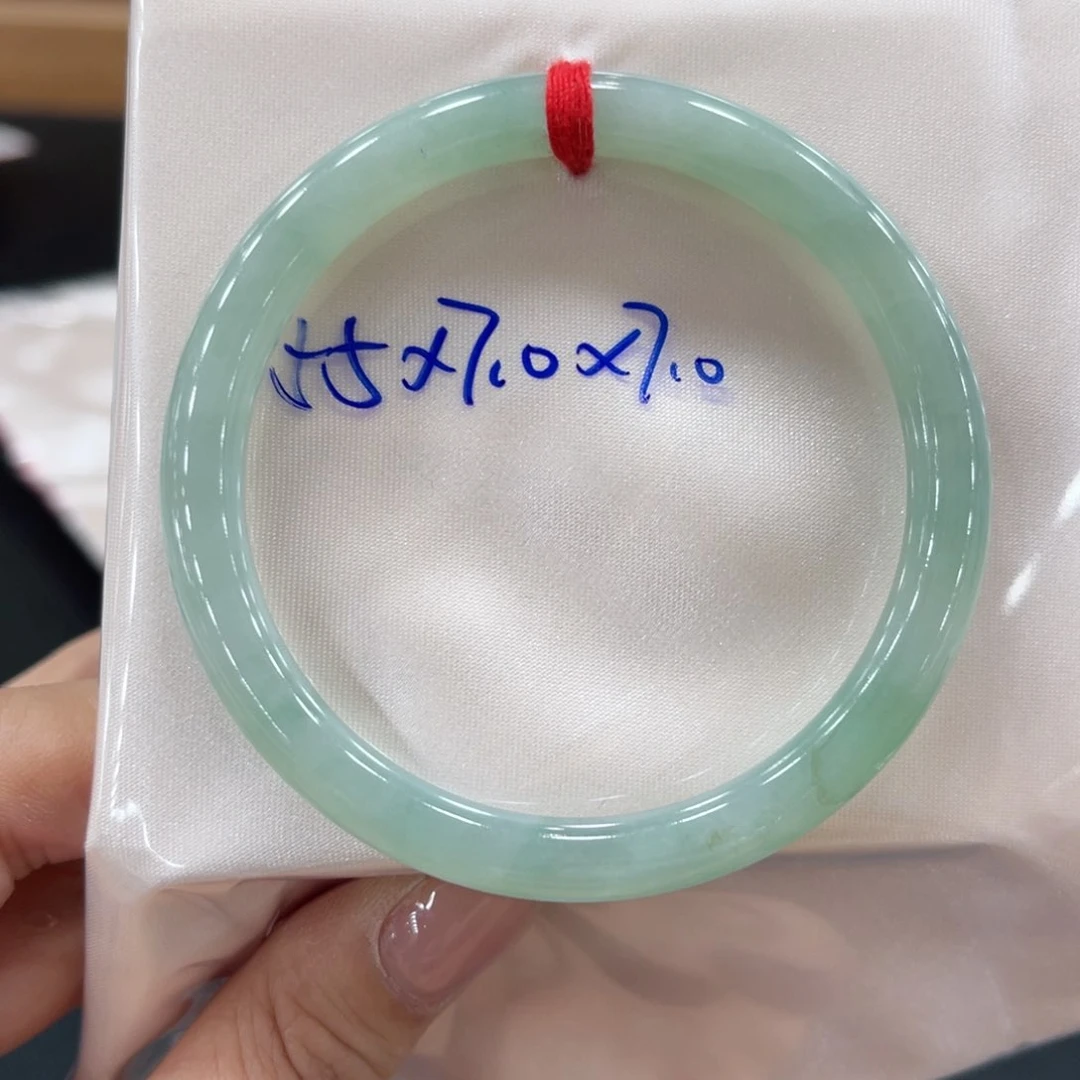 未镶嵌手镯翡翠翡翠