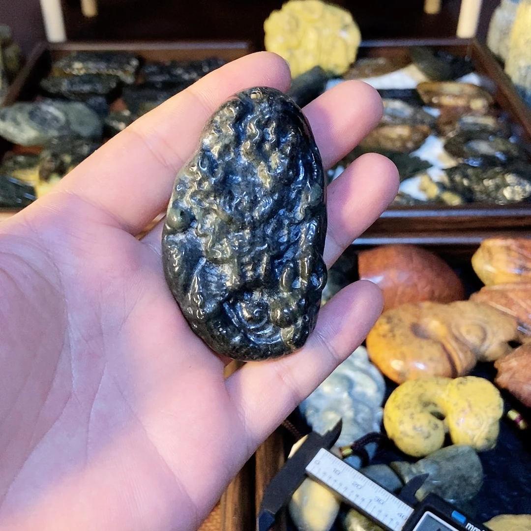 岫岩河磨玉（透闪石质玉）未镶嵌挂件