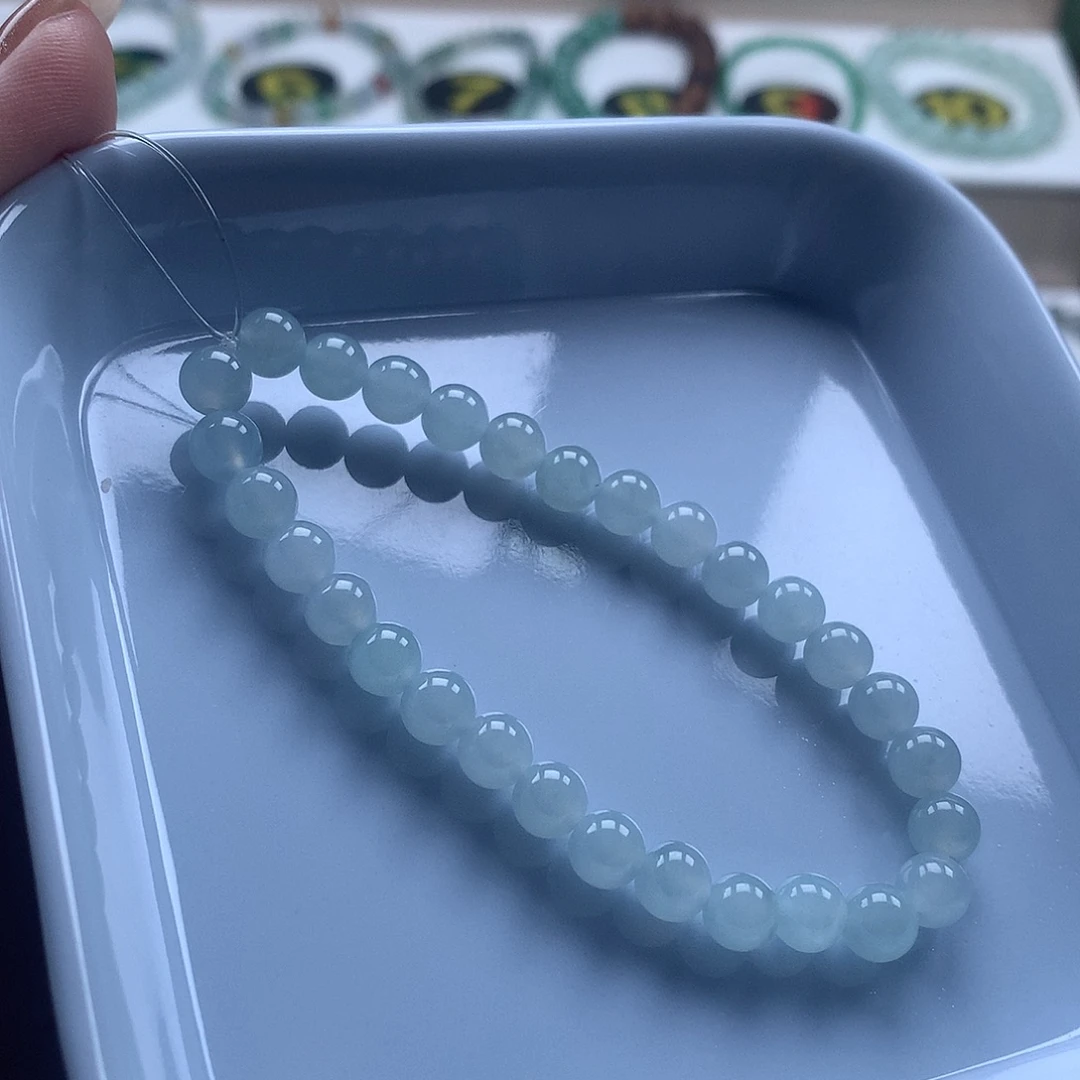 翡翠未镶嵌手串翡翠圆珠6.3天空蓝