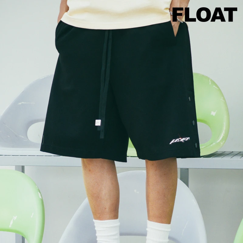 FLOAT 300g棉质 夏季小LOGO三排扣情侣纯色短裤「商场同款新品」