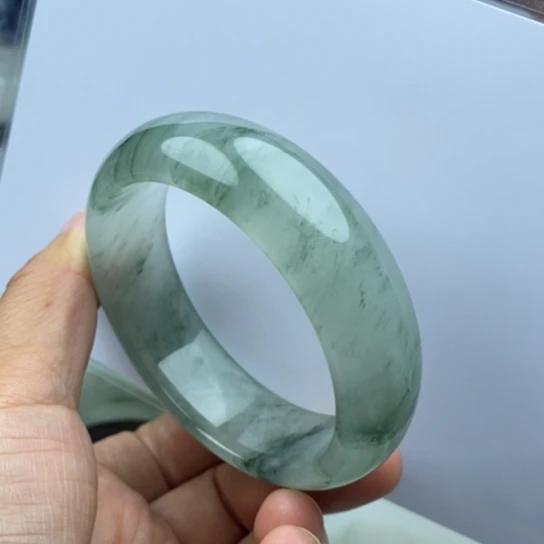 未镶嵌手镯石英质玉（金丝玉）