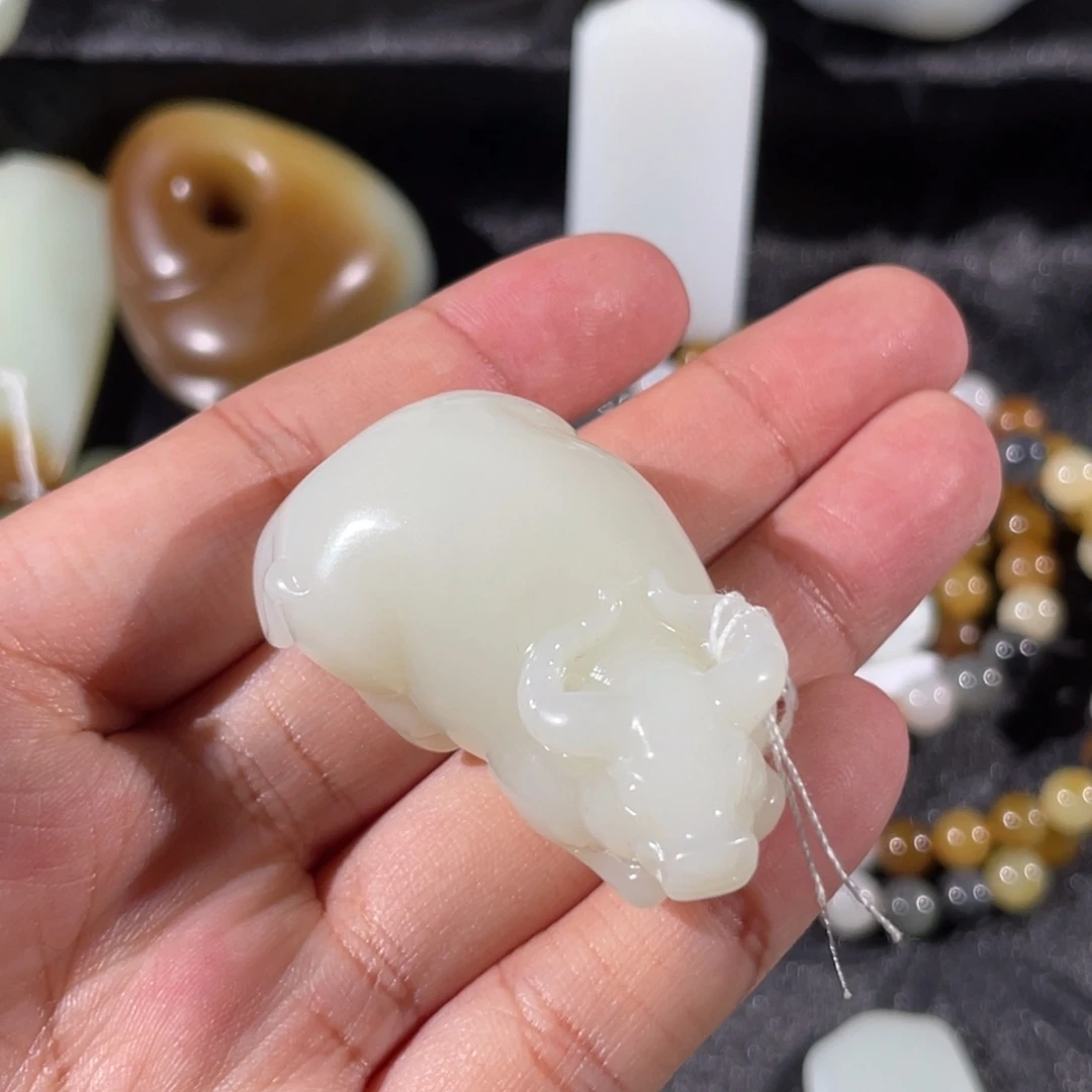 和田玉未镶嵌挂件