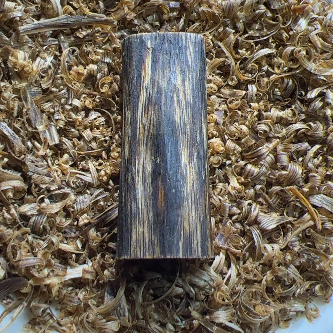 沉香沉香碎屑白棋素牌7克