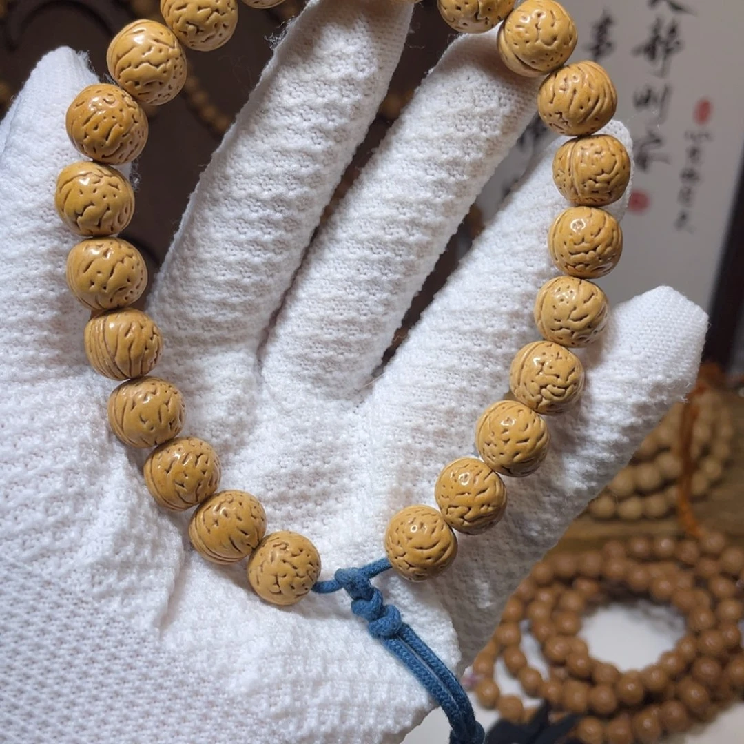 桃核吊坠东北野生小手持皮质油性住