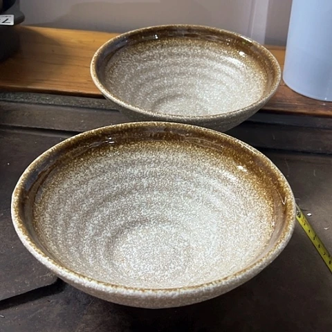 微瑕，不能明火，口径18高8，2个斗笠碗