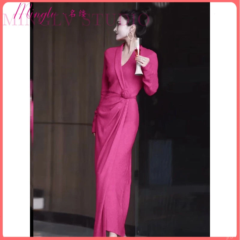 2025年春秋玫红色气质裙修身凸显身材包臀开叉气质女神范洋装