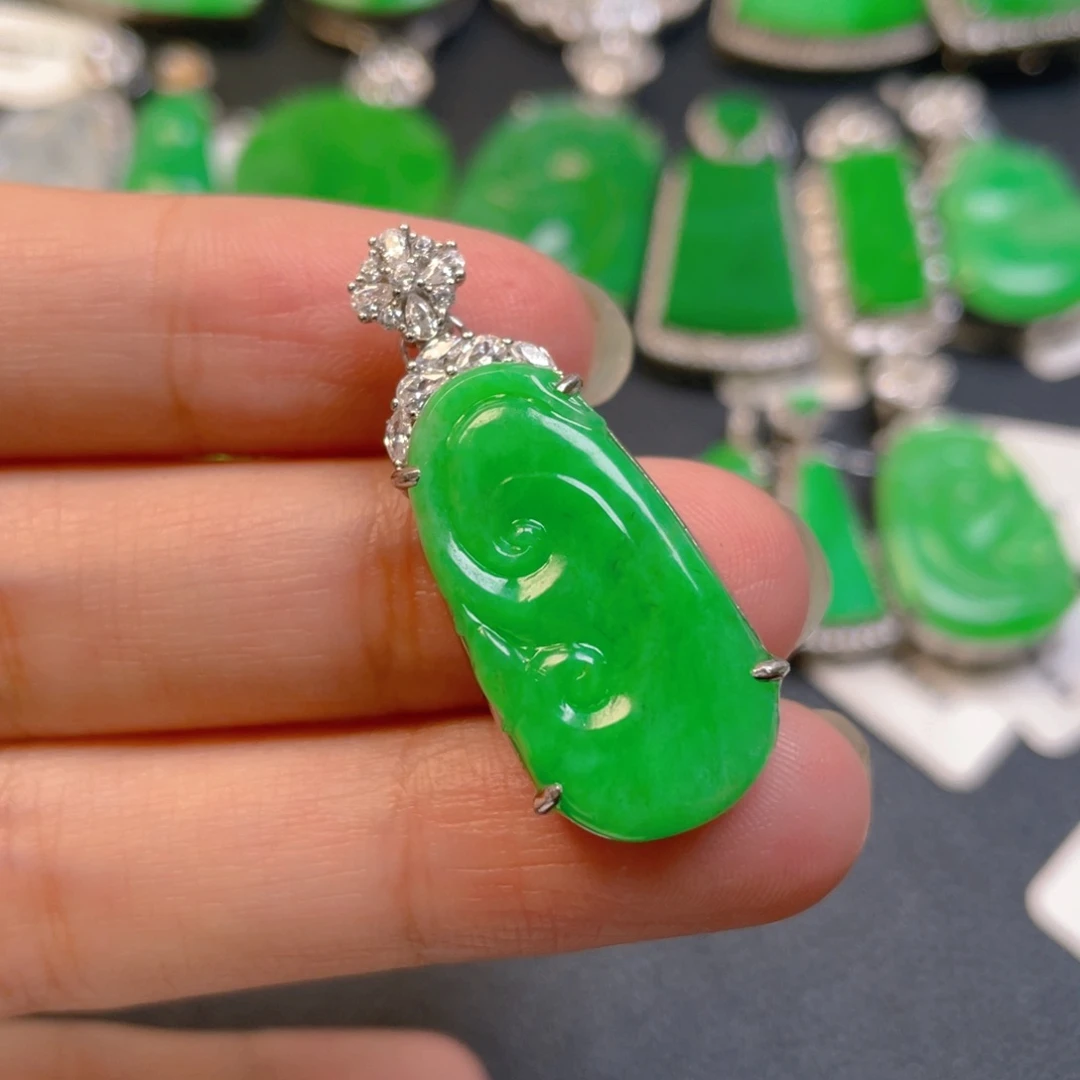 翡翠银S925镶嵌颈饰