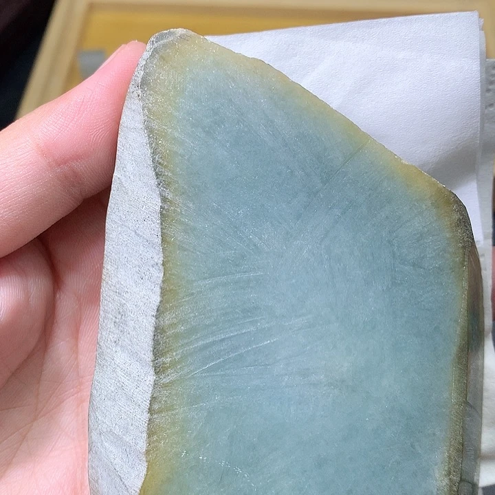 颈饰未镶嵌翡翠材料