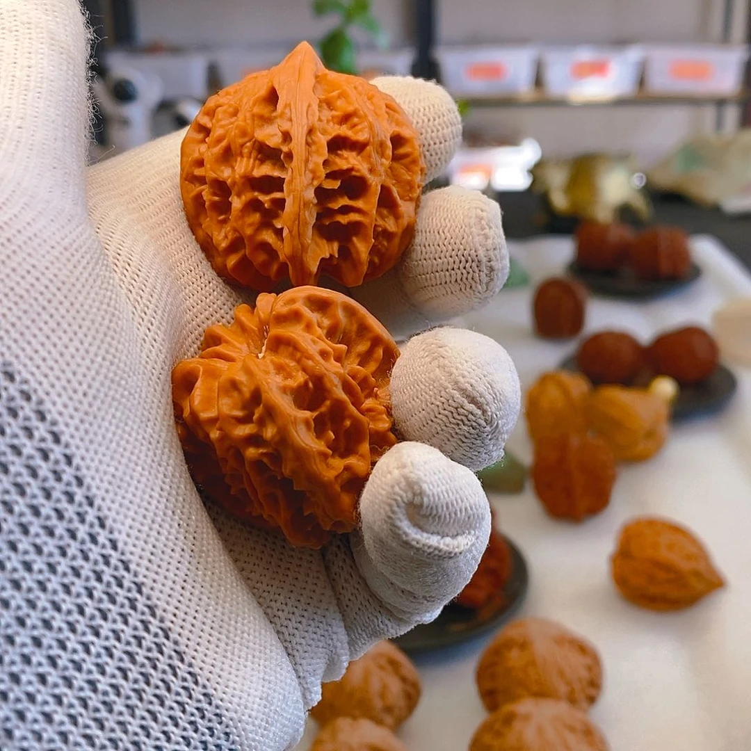 文玩核桃把件飞*大龙