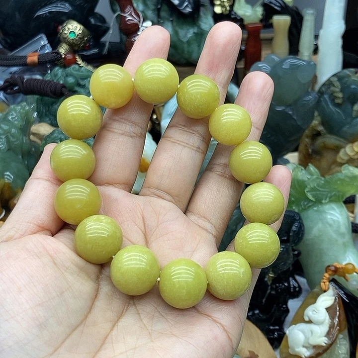 岫玉未镶嵌手把件