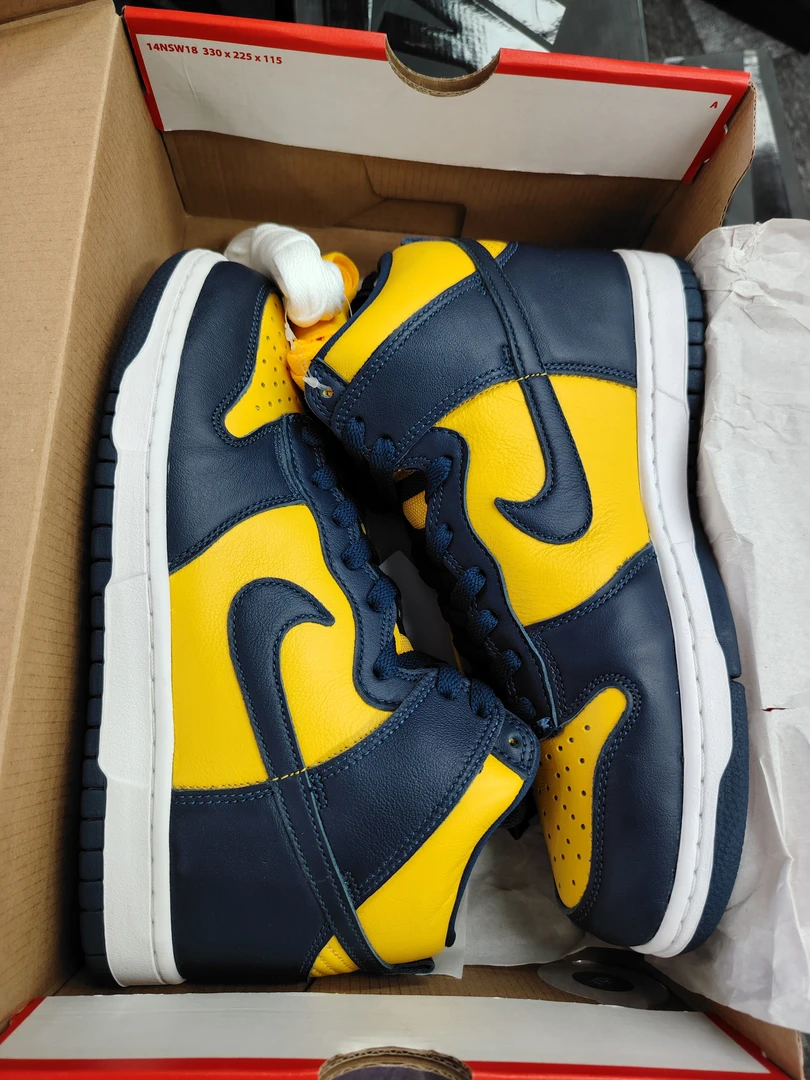 批量 nike dunk  密歇根  39码