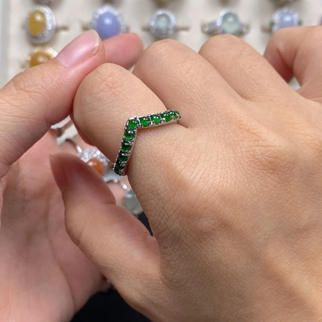 翡翠戒指银S925镶嵌戒指