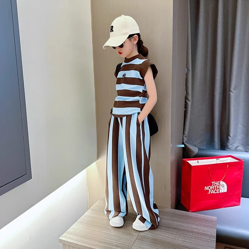 女童夏季休闲套装2025新款洋气儿童撞色条纹上衣直筒裤韩版两件套