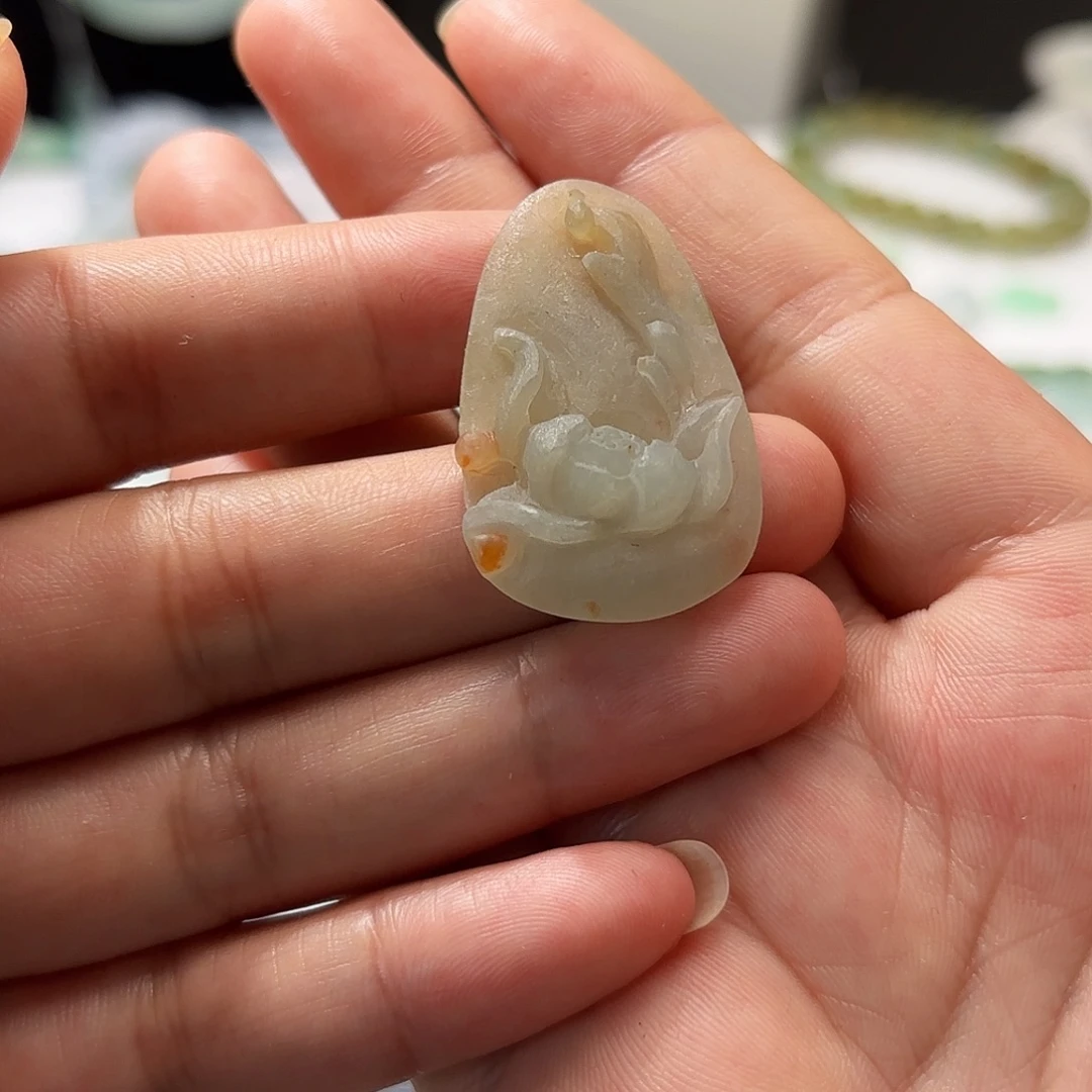 定制翡翠未镶嵌天然缅甸翡翠Ａ货莲花悟道不退不换