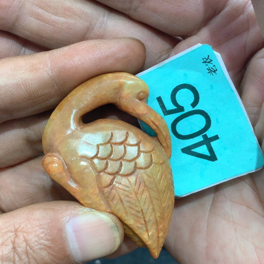 未镶嵌透闪石-蛇纹石玉颈饰