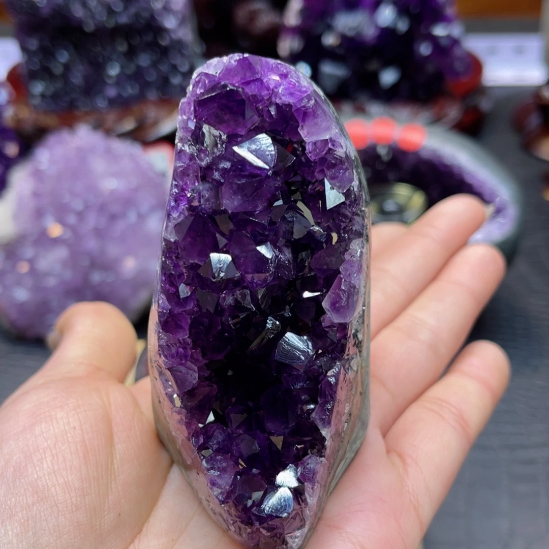 紫晶大型摆件（非配饰）未镶嵌