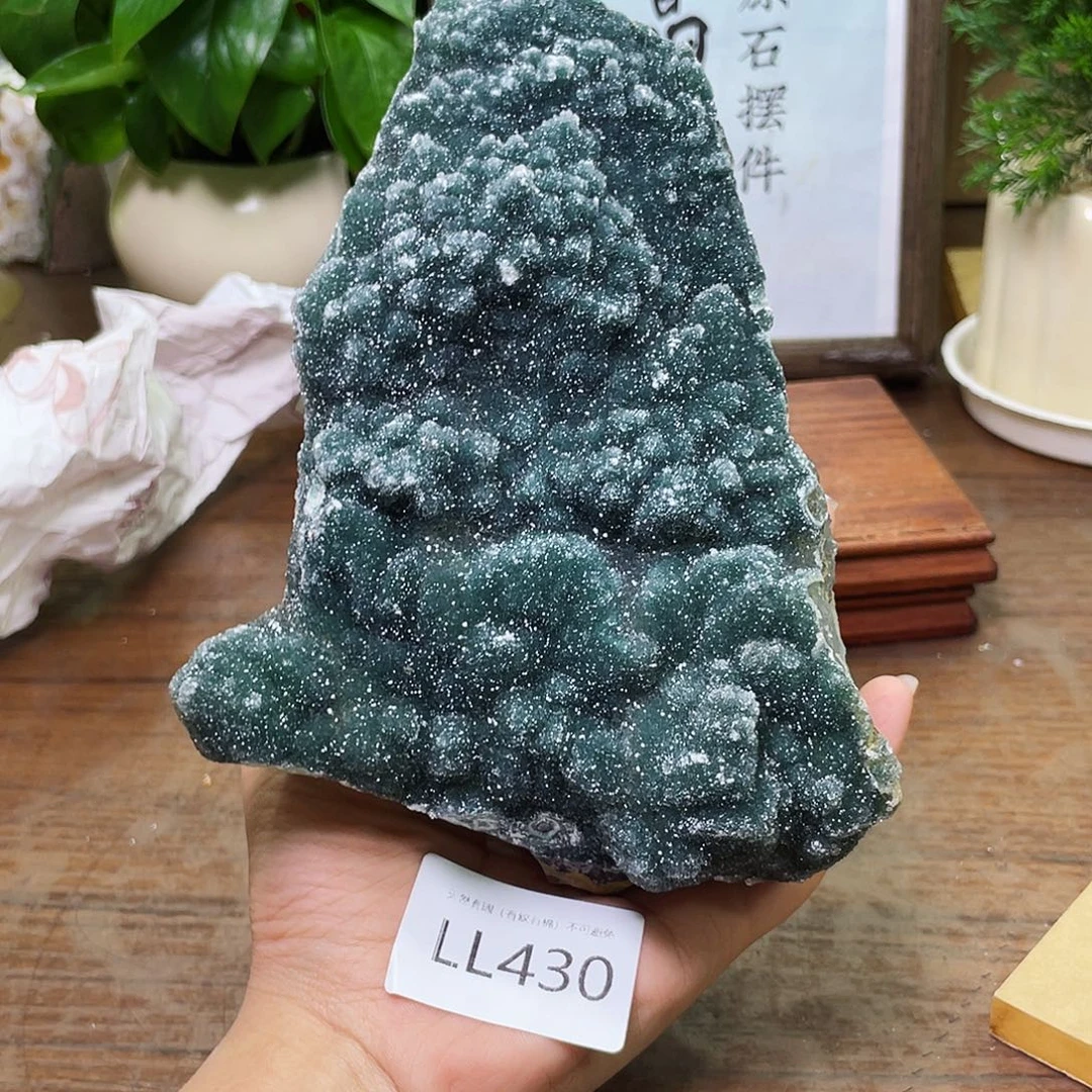王***太未镶嵌大型摆件（非配饰）水晶