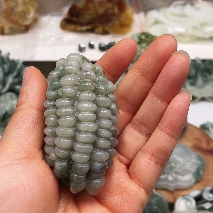 透闪石-蛇纹石玉未镶嵌手把