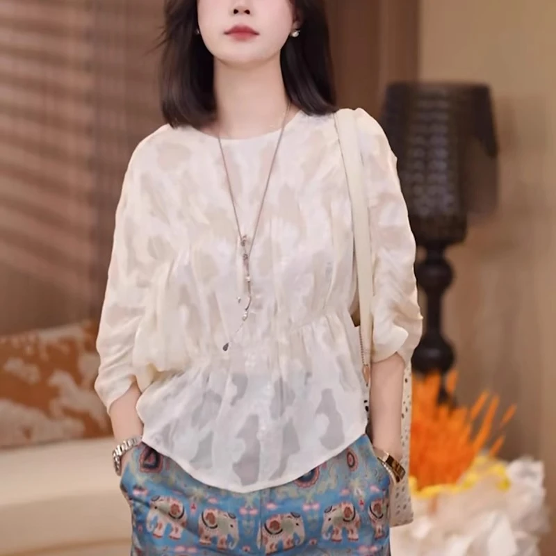 杏色圆领衬衫女夏季2025新款时尚洋气减龄收腰独特超好看气质上衣