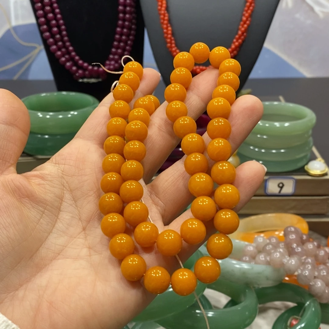 石英岩玉未镶嵌颈饰