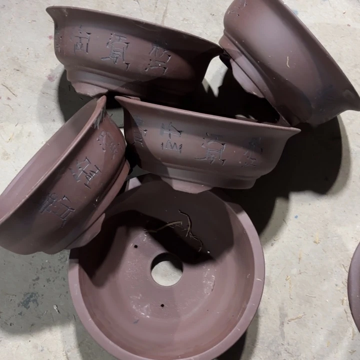 紫砂花盆100-5。     33-14