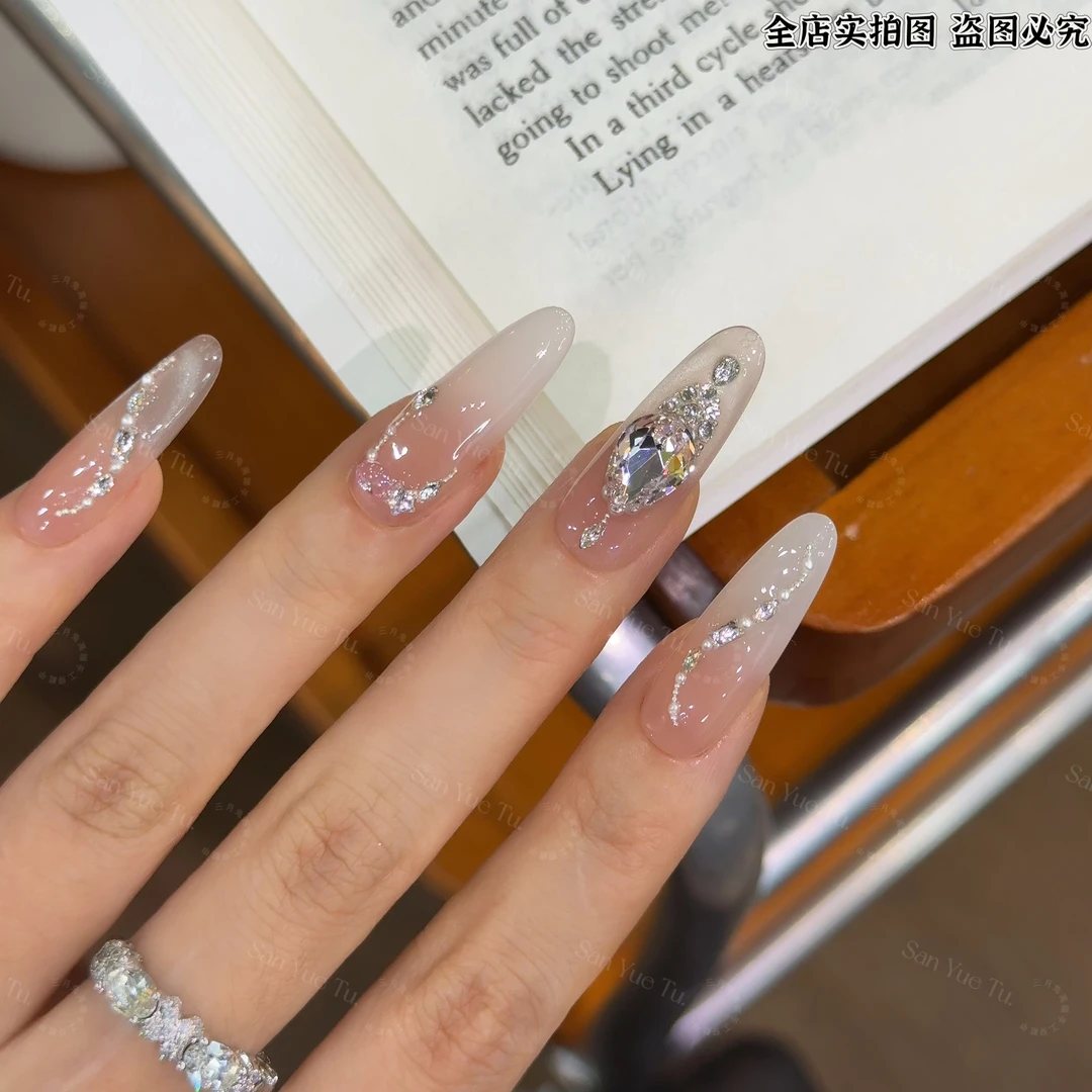 美神降临-三月兔2025年夏季美甲手工定制满钻美甲可拆卸穿戴甲