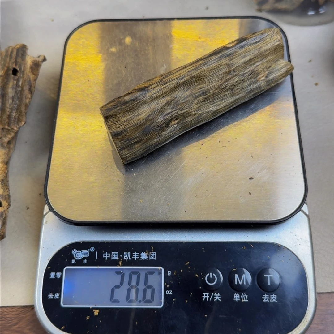 沉香沉香碎屑之*。绿奇树心油虫漏28.6克