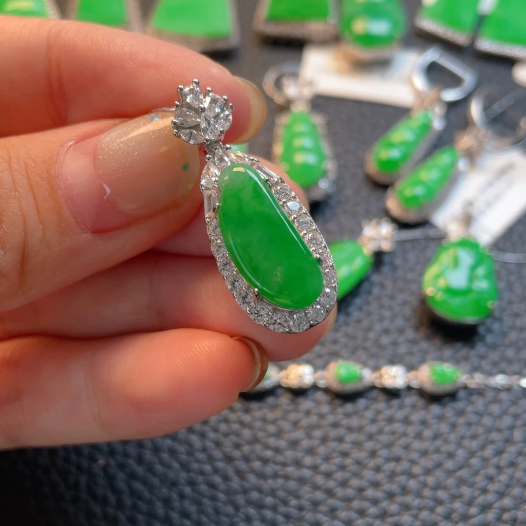 翡翠银S925镶嵌吊坠(不含链)