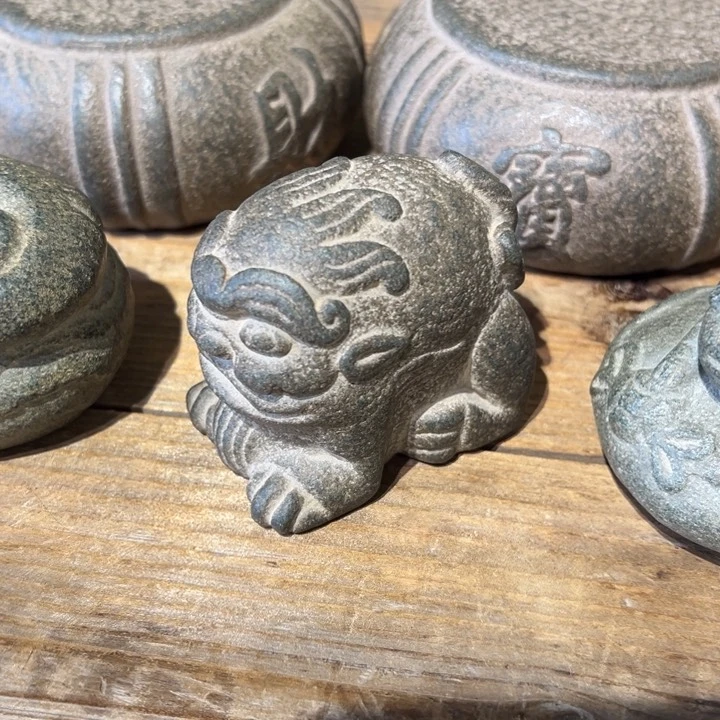 石材渡*镇纸狮福建青石