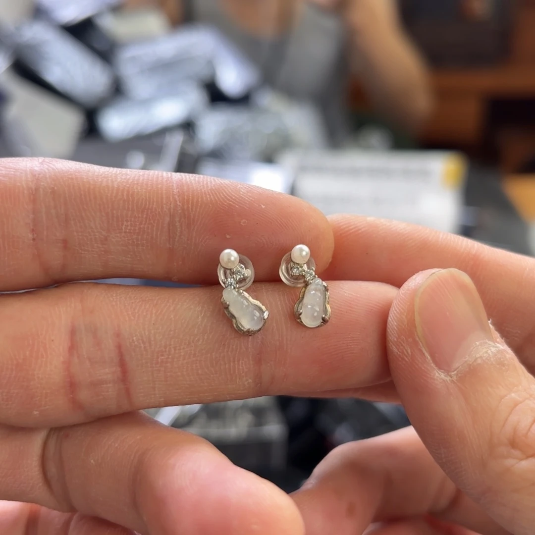 翡翠银S925镀金镶嵌颈饰