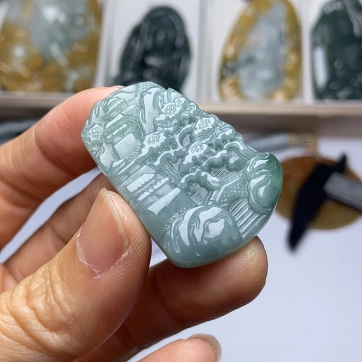 翡翠未镶嵌挂件翡翠