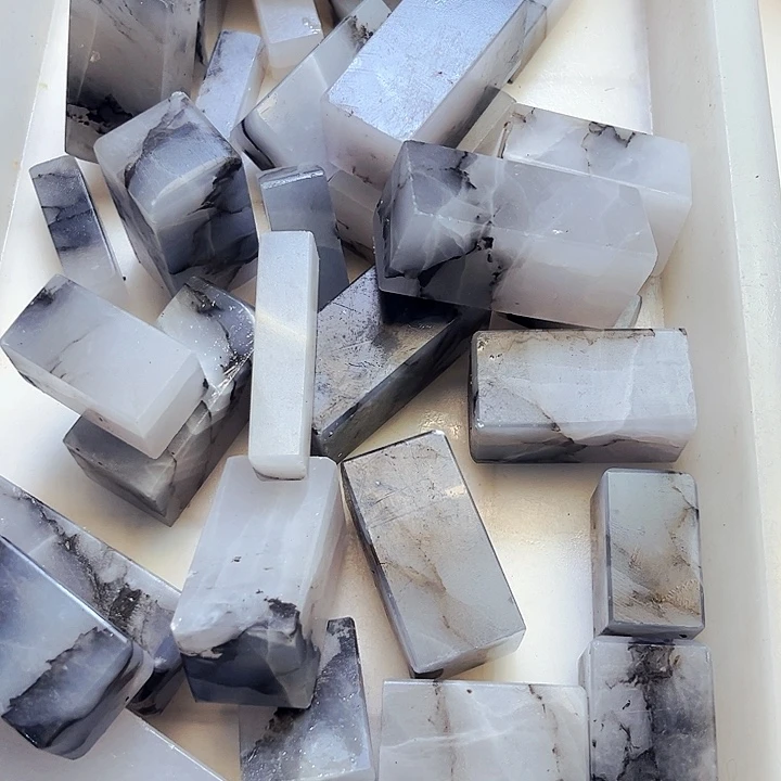 青田石印石洪****章今天是我