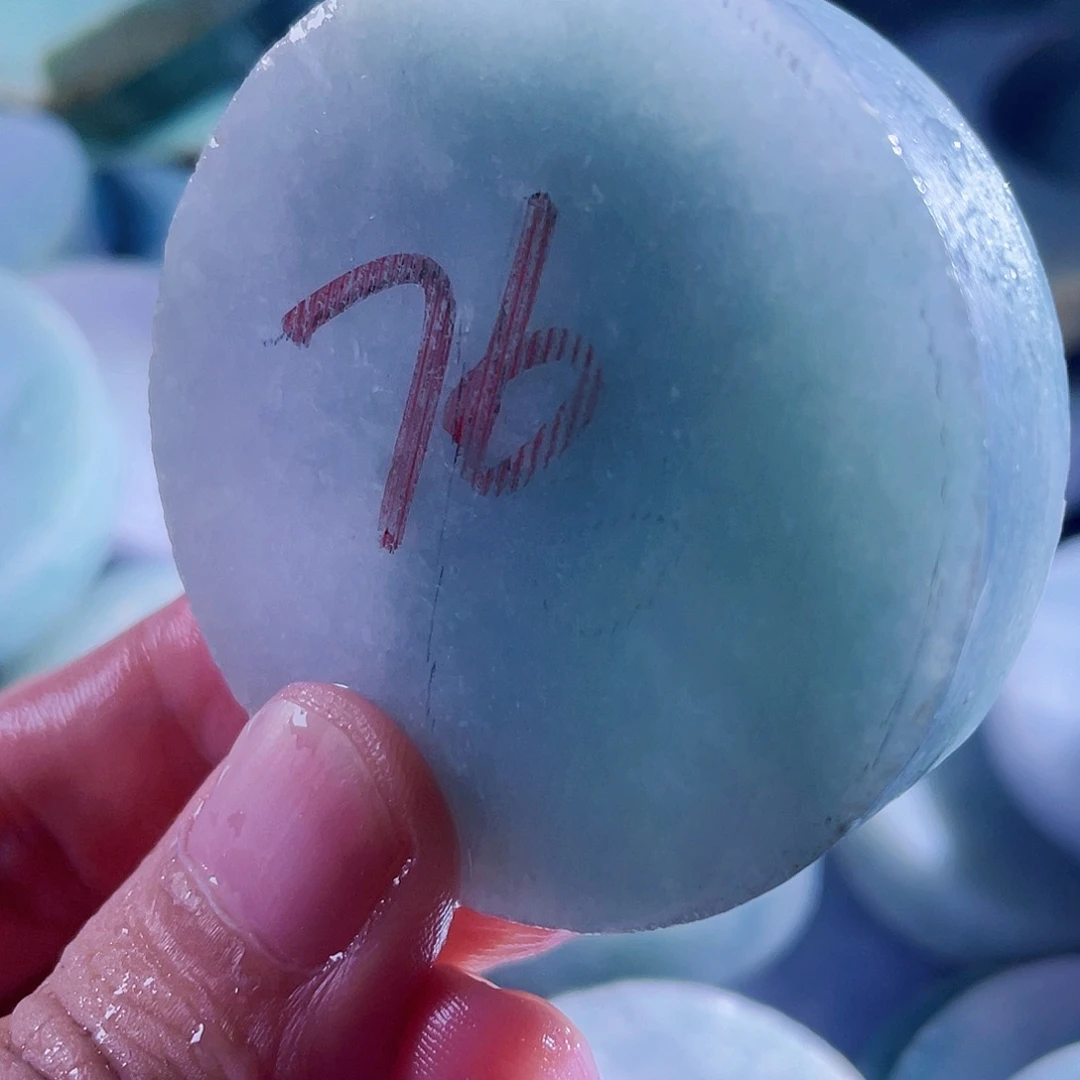 用***7翡翠散珠天然翡翠A货