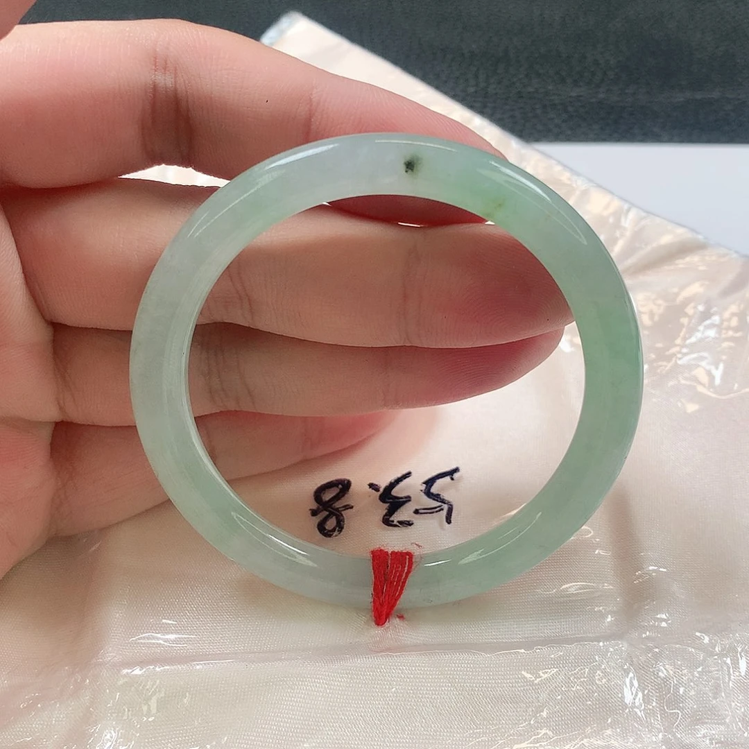 未镶嵌手镯（圆镯）翡翠370号