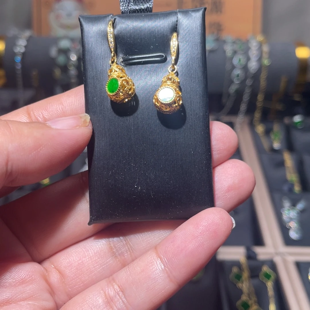 翡翠未镶嵌颈饰天然翡翠