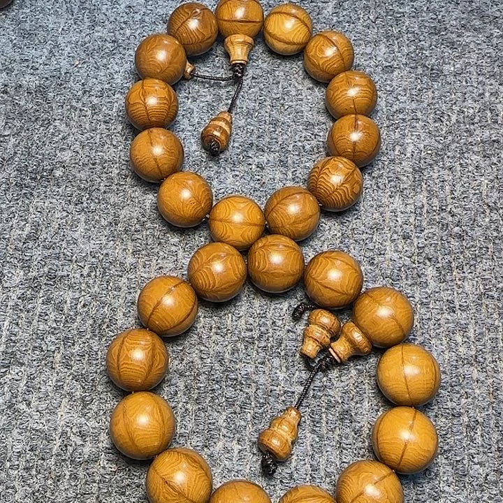 六道木全陈化老料把件串1.8发一条