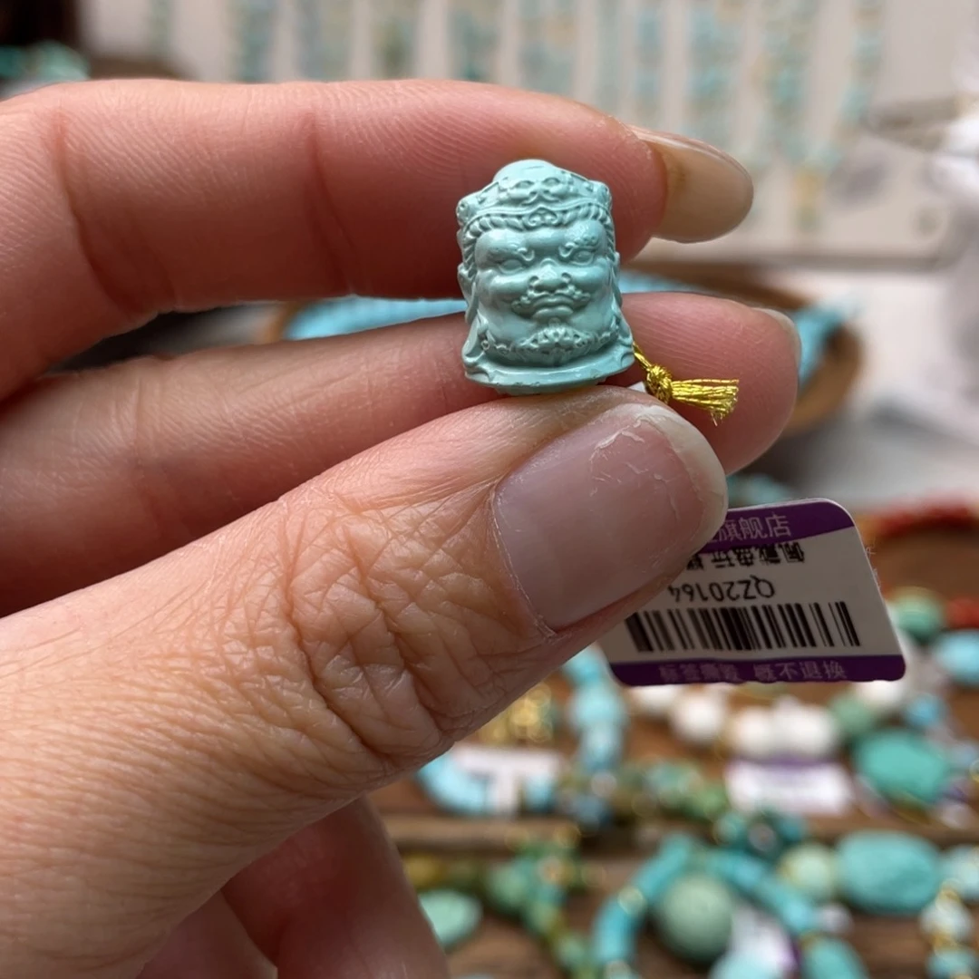 绿松石雕刻件未镶嵌