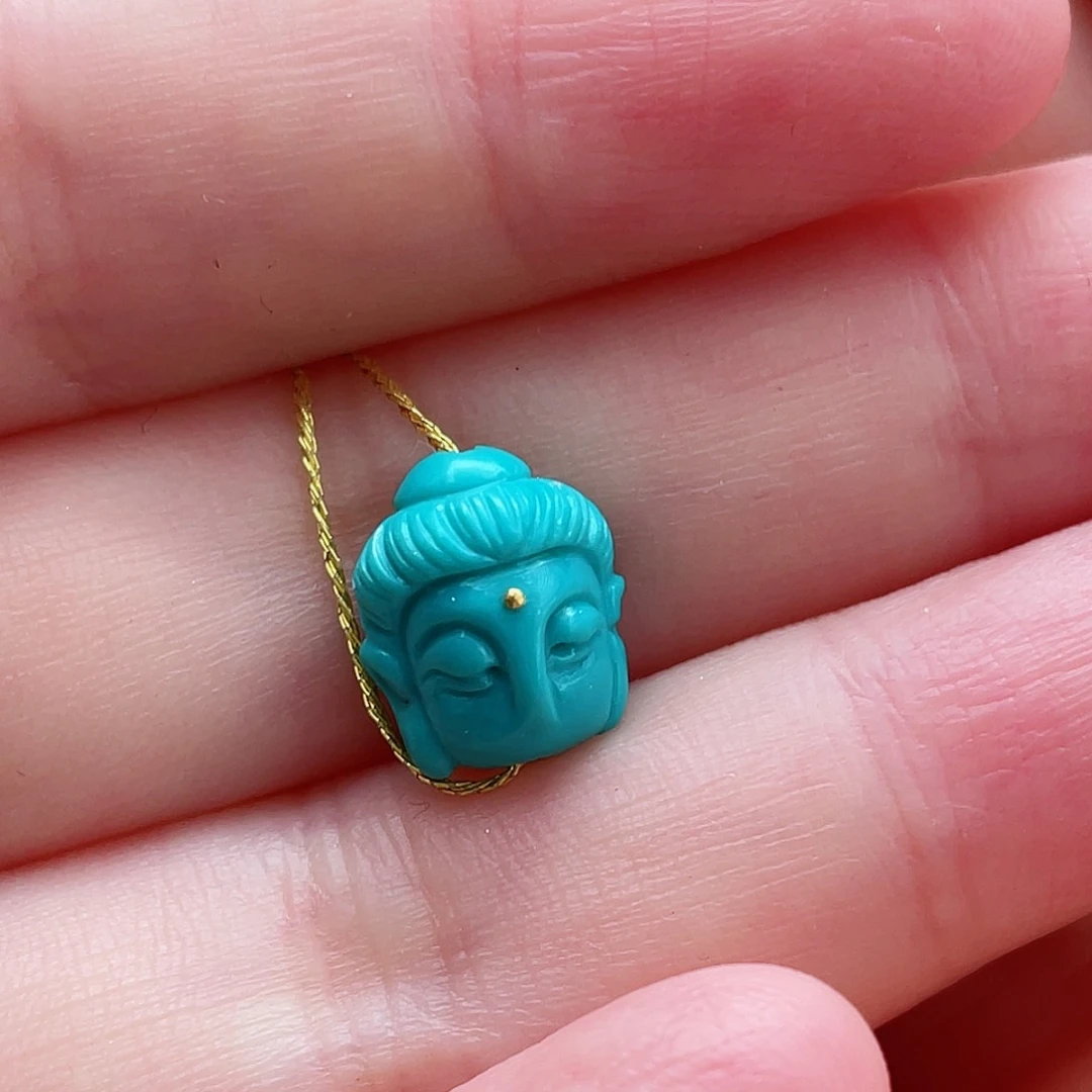 绿松石未镶嵌颈饰